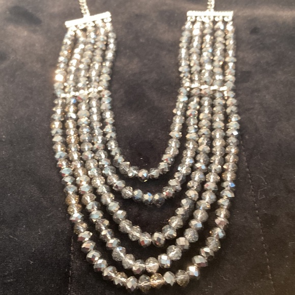 Silver beads statement necklace - Picture 4 of 5